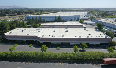 2351 N Watney Way, Fairfield, CA for lease Building Photo- Image 2 of 4