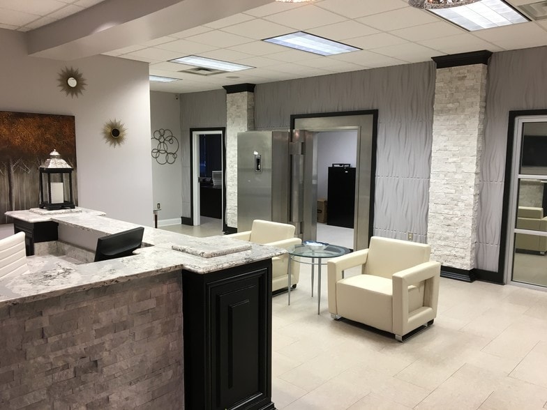 10469 Atlee Station Rd, Ashland, VA for lease - Interior Photo - Image 3 of 14