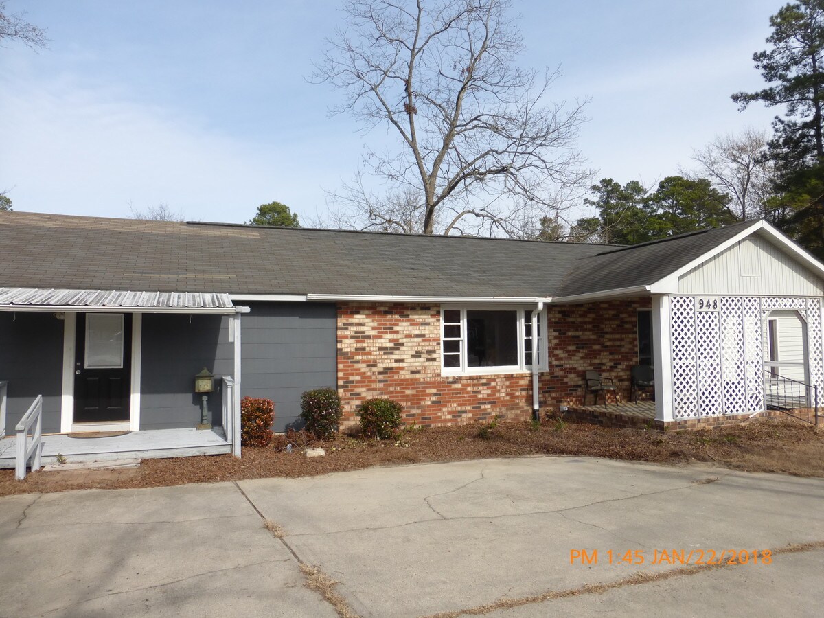 948 Dougherty Rd, Aiken, SC 29803