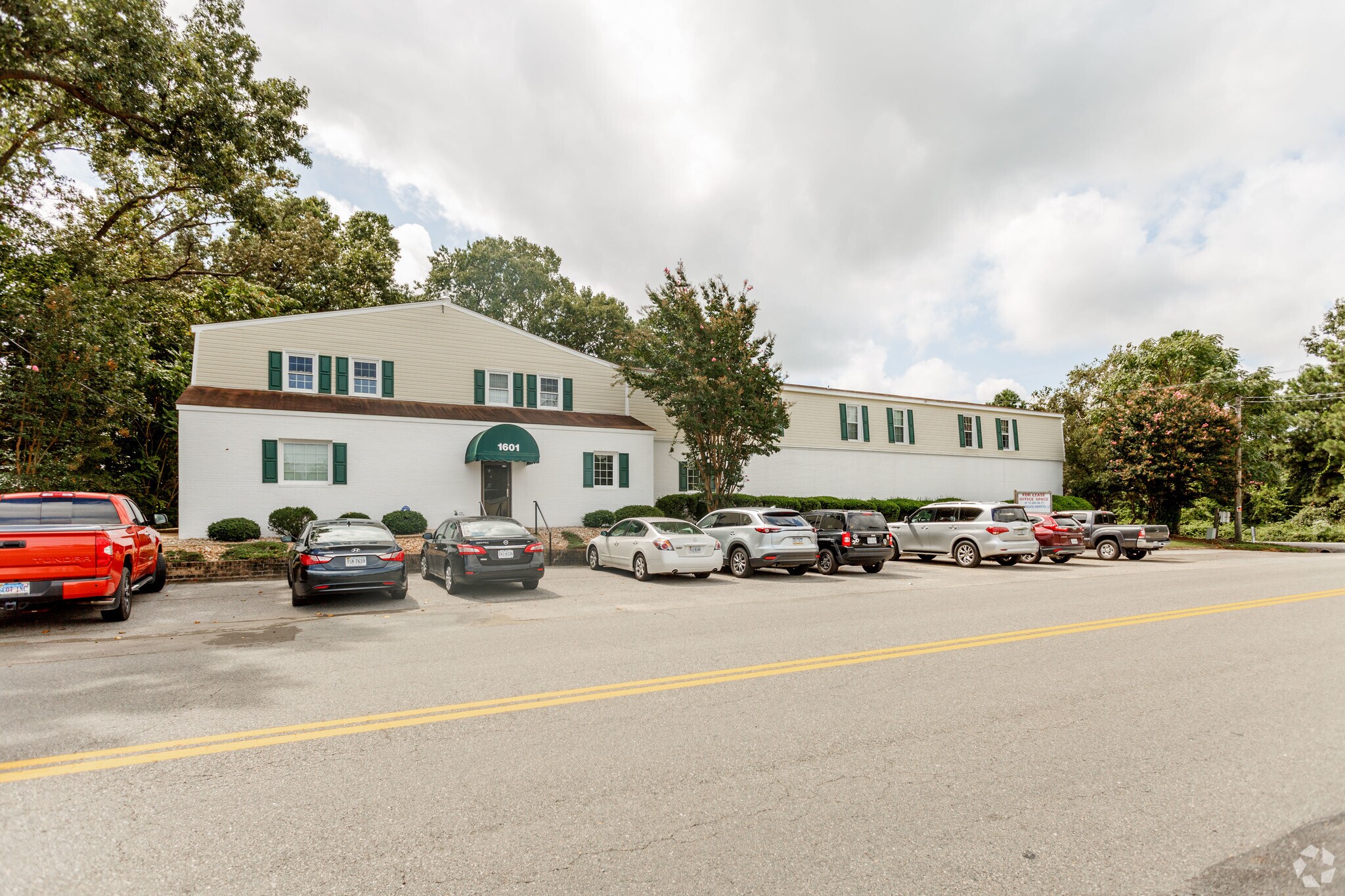 1601 Ware Bottom Spring Rd, Chester, VA for sale Primary Photo- Image 1 of 1