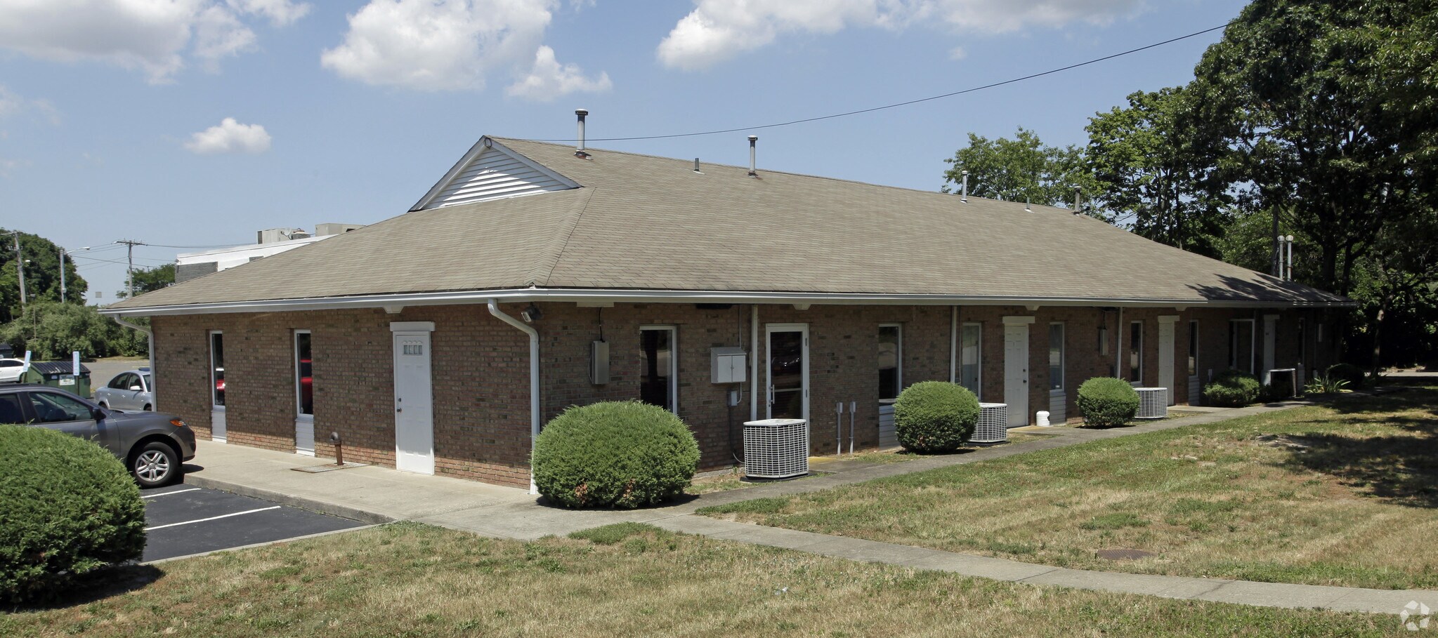 381 N Ocean Ave, Patchogue, NY for sale Primary Photo- Image 1 of 1