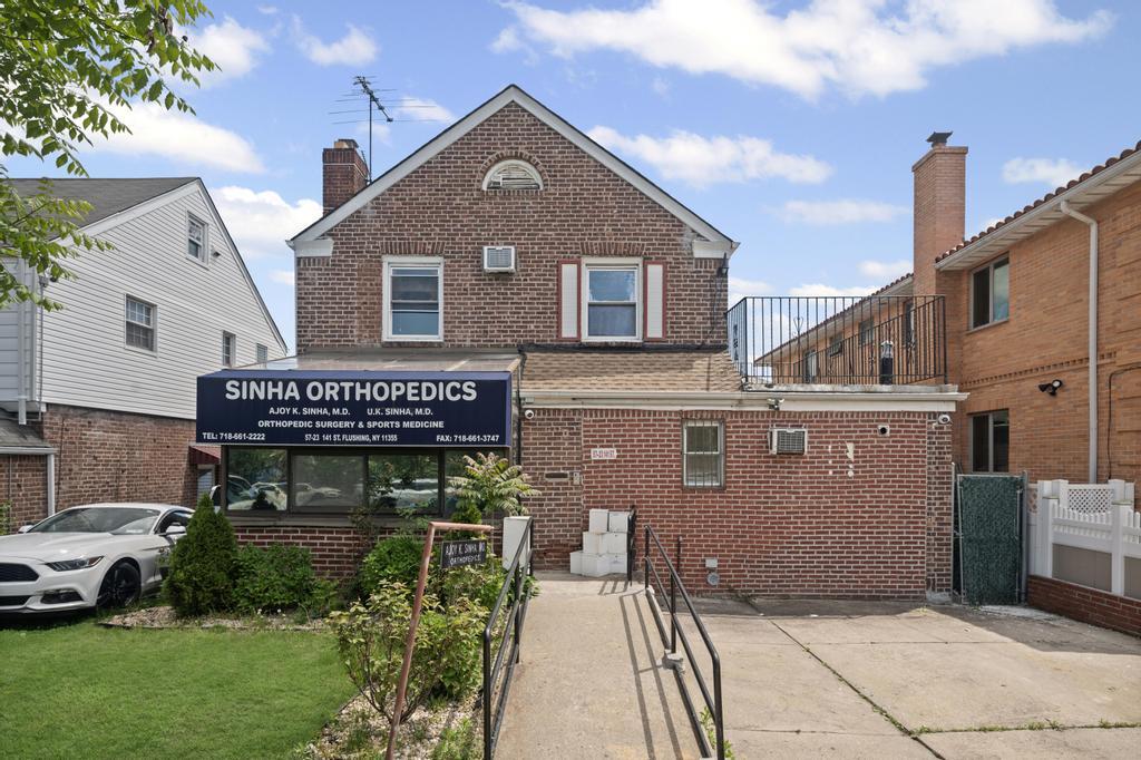 5723 141st St, Flushing, NY for sale Primary Photo- Image 1 of 1