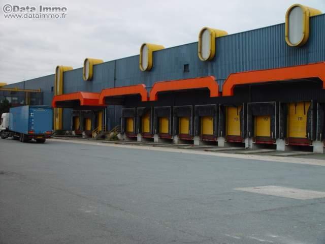 Industrial in Compans for lease - Building Photo - Image 2 of 22