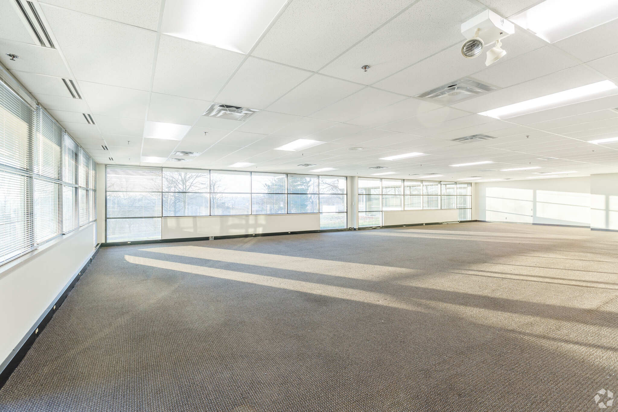 2500 Green Rd, Ann Arbor, MI for lease Interior Photo- Image 1 of 5