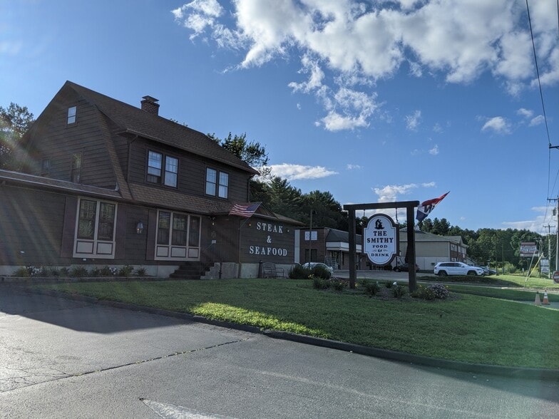 171 Main St, Monroe, CT for sale - Building Photo - Image 2 of 13