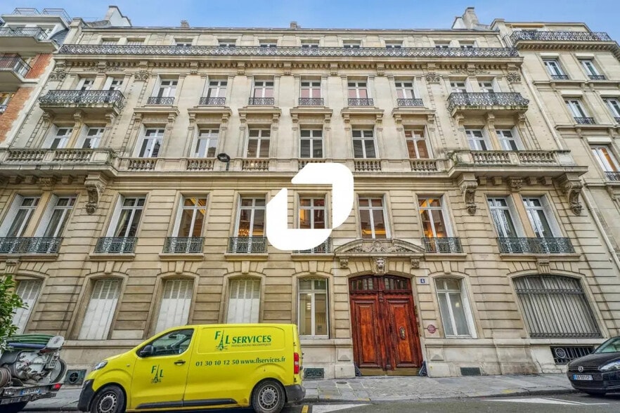 4 Rue Quentin-Bauchart, Paris for lease - Building Photo - Image 1 of 15