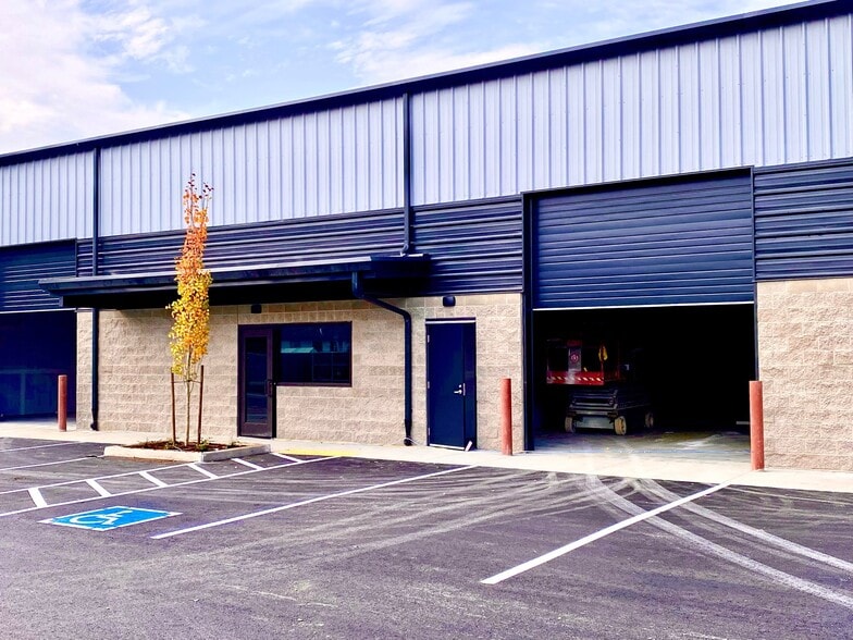 11413 NE 126th St, Vancouver, WA for lease - Building Photo - Image 2 of 6