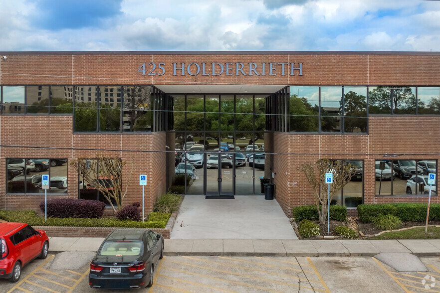 425 Holderrieth Blvd, Tomball, TX for lease - Building Photo - Image 3 of 10