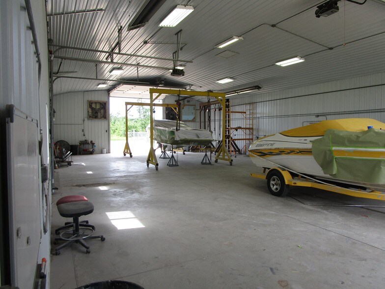 1146 Cottonville Ave, Friendship, WI for sale - Building Photo - Image 1 of 1