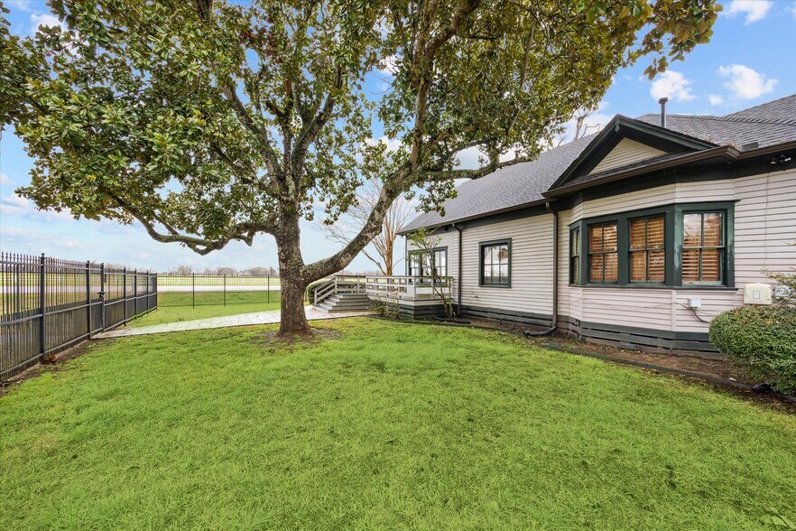 35119 FM 1093, Simonton, TX for lease - Building Photo - Image 2 of 14