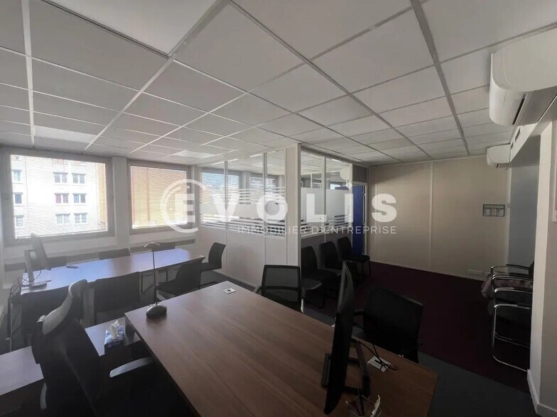 2 Rue Antoine Etex, Créteil for lease - Interior Photo - Image 3 of 17