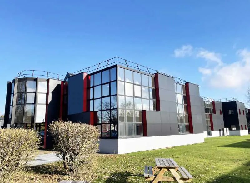 Flex in Mont-Saint-Aignan for lease - Building Photo - Image 1 of 6