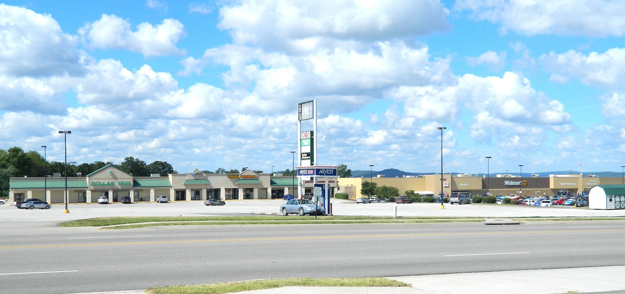923-928 W Trimble Ave, Berryville, AR 72616 - Retail for Sale | LoopNet.com