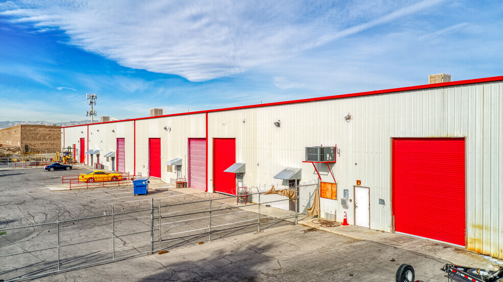 6270 Kimberly Ave, Las Vegas, NV for sale - Primary Photo - Image 1 of 1