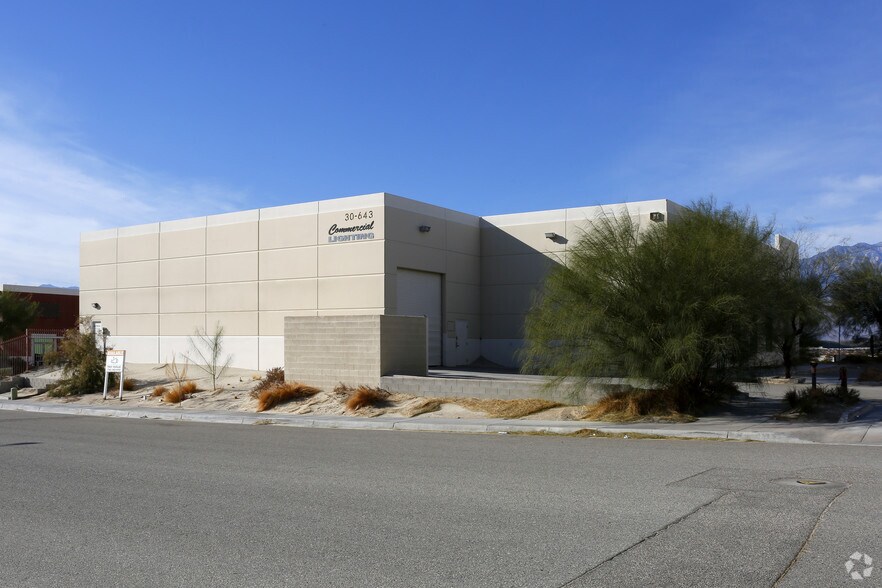 30643 Front St, Thousand Palms, CA for sale - Primary Photo - Image 1 of 1