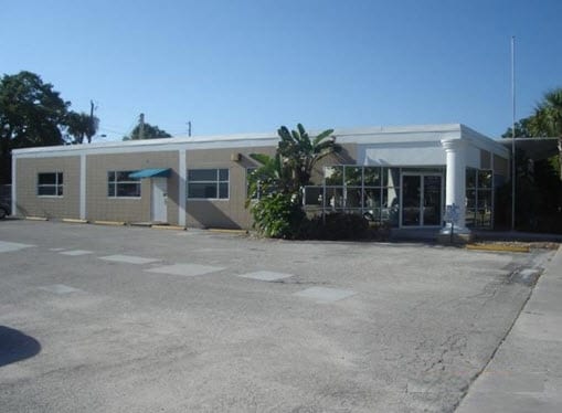 2101 S Waverly Pl, Melbourne, FL for sale - Primary Photo - Image 1 of 1