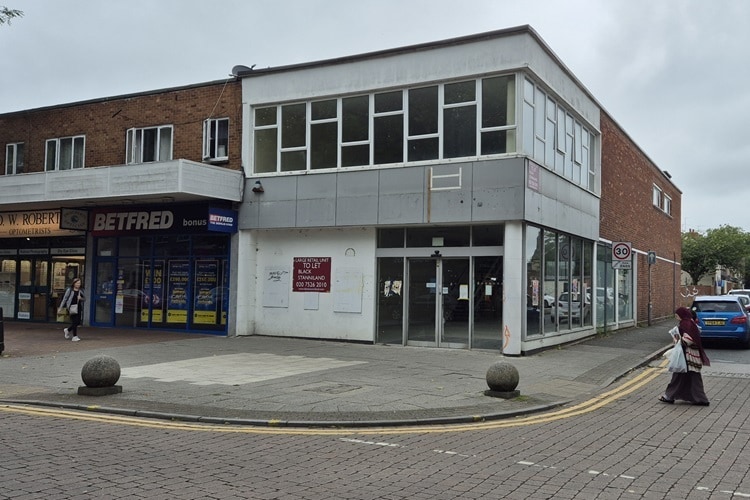 69-71 Queensway, Milton Keynes for sale Building Photo- Image 1 of 1