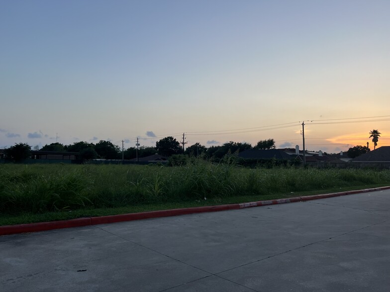 S Gessner Road, Missouri City, TX for sale - Building Photo - Image 1 of 9