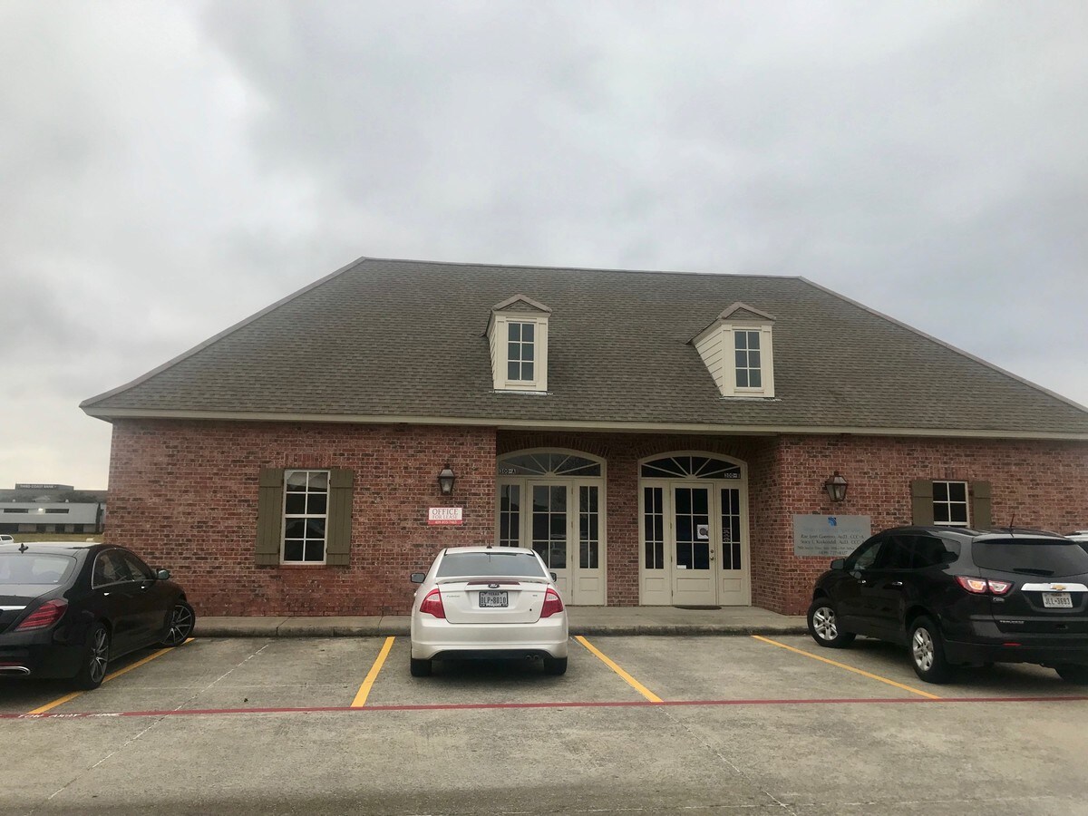 7980 Anchor Dr, Port Arthur, TX 77642