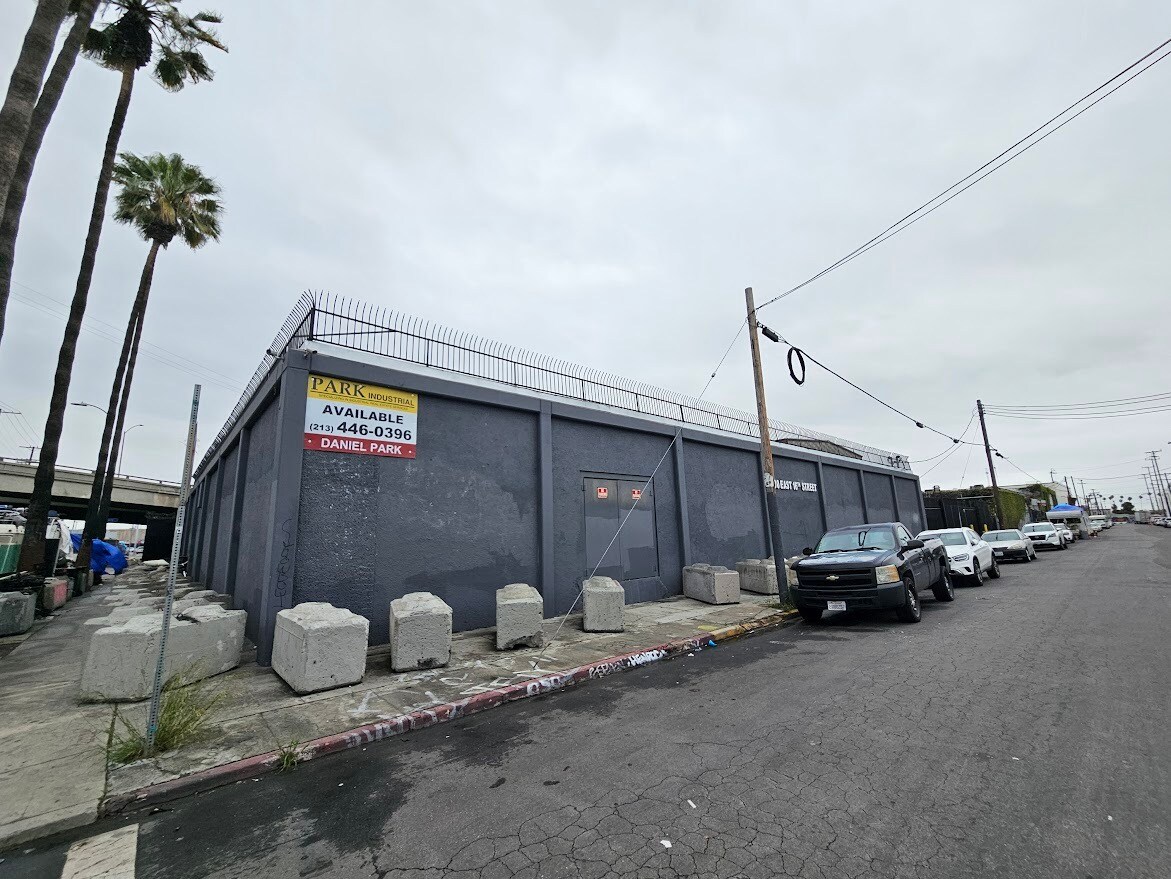 1800 E 16th St, Los Angeles, CA for lease Building Photo- Image 1 of 20