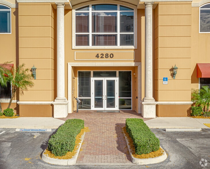 4280 Professional Center Dr, Palm Beach Gardens, FL for sale - Building Photo - Image 2 of 9