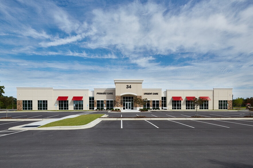 29 Healthpark Way, Clayton, NC for lease - Building Photo - Image 1 of 2