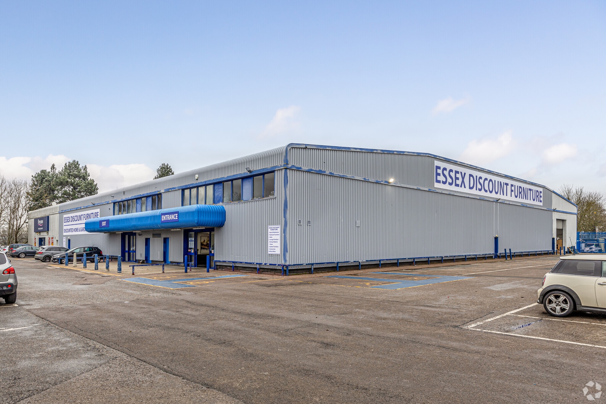 4 Howard Way, Harlow for sale Primary Photo- Image 1 of 1