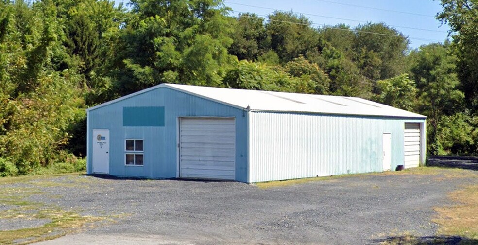 208 Hempt Rd, Mechanicsburg, PA 17050