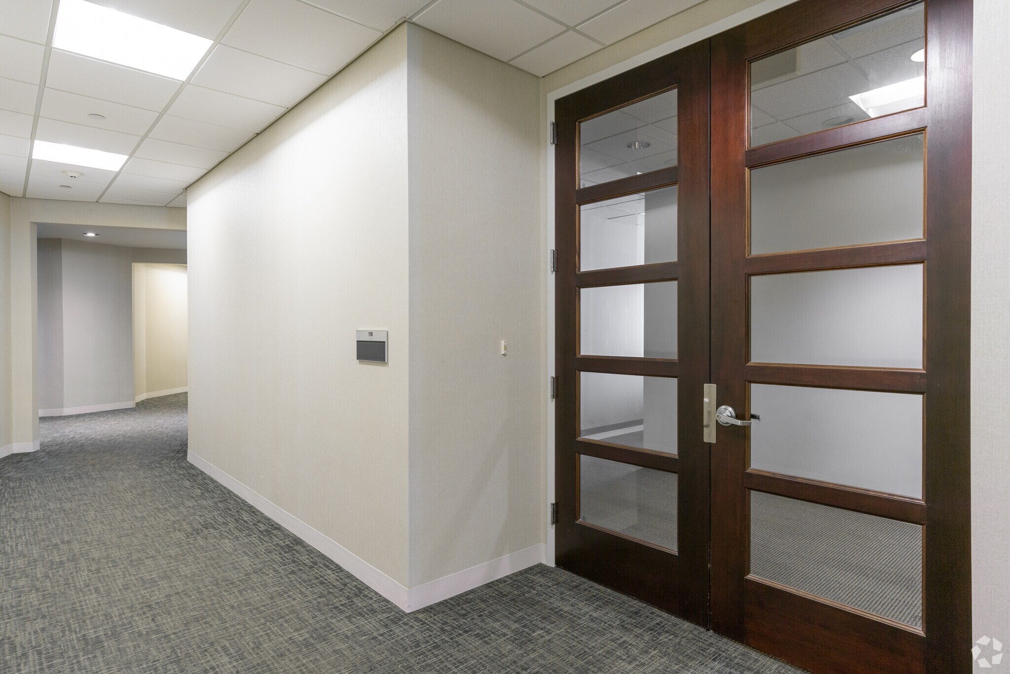 1000 Westlakes Dr, Berwyn, PA for lease Interior Photo- Image 1 of 7