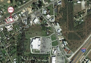 15033 Main St, Lytle, TX - AERIAL  map view