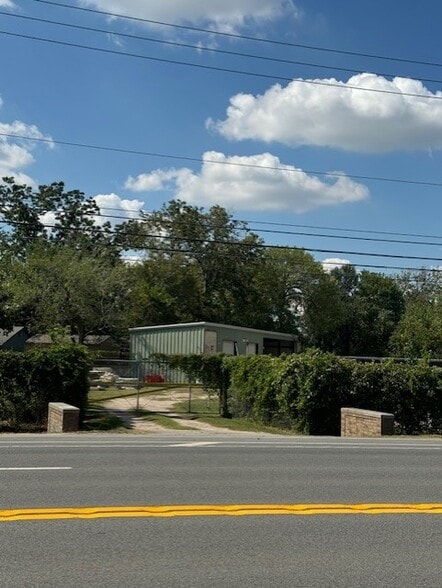 9320 Hwy 3 (Old Galveston Rd) Hwy, Houston, TX for sale - Building Photo - Image 1 of 1