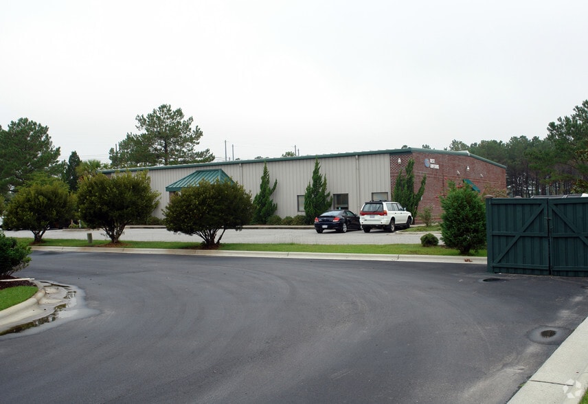 2716 Exchange Dr, Wilmington, NC for lease - Building Photo - Image 2 of 4