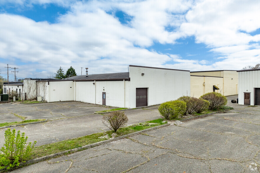 170-200 E Broadway Ave, Westerville, OH for sale - Building Photo - Image 2 of 5