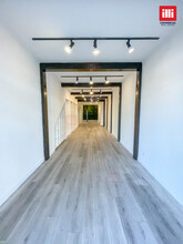 12206 Ventura Blvd, Studio City, CA for lease Interior Photo- Image 2 of 6