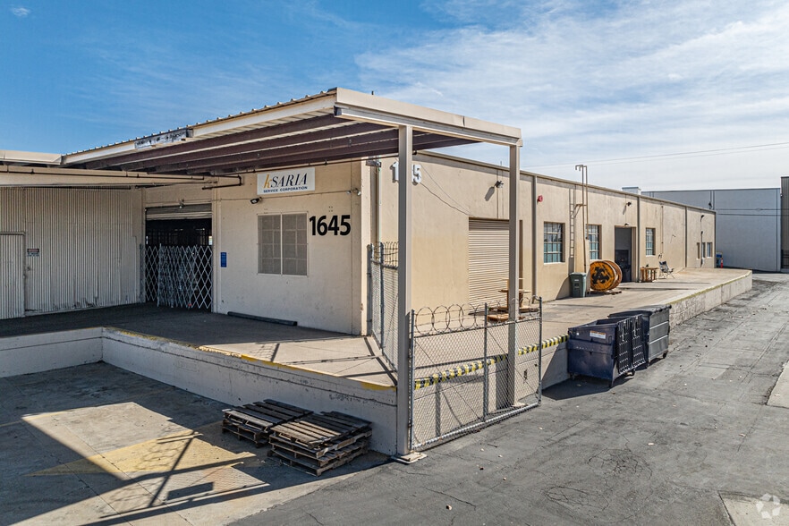 1645 Tidelands Ave, National City, CA for lease - Building Photo - Image 3 of 9