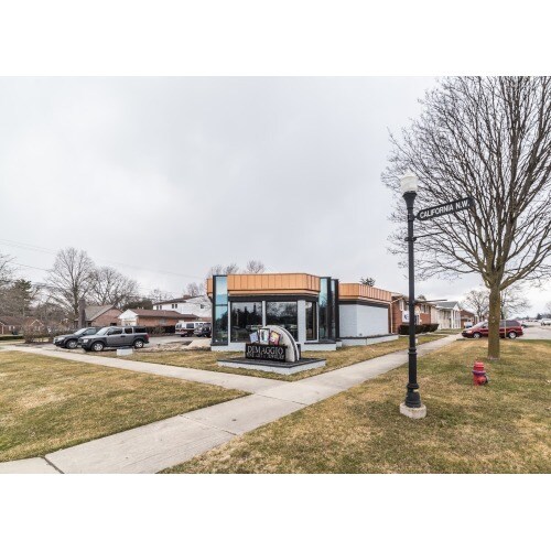 28001 Southfield Rd, Lathrup Village, MI 48076 Retail for Sale