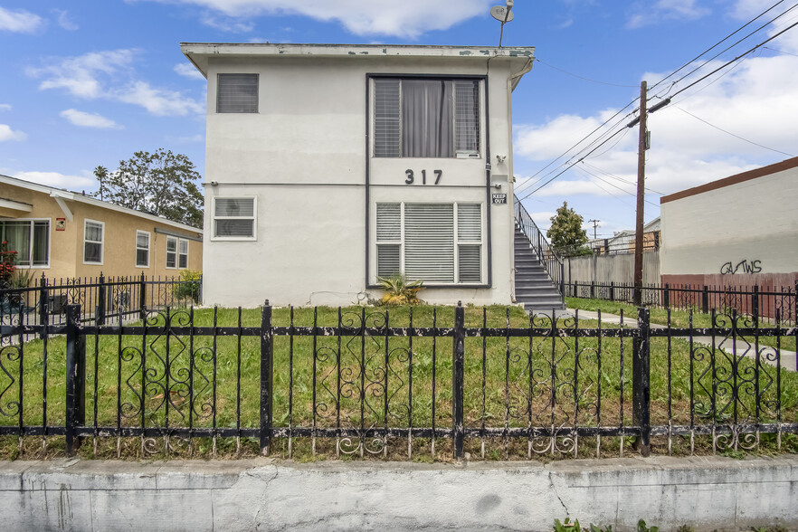 317 W 76th St, Los Angeles, CA for sale - Building Photo - Image 2 of 11