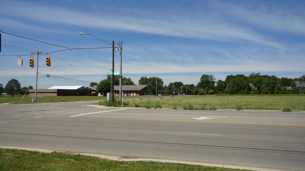 2926 Isabella rd, Mount Pleasant, MI for sale - Building Photo - Image 2 of 6