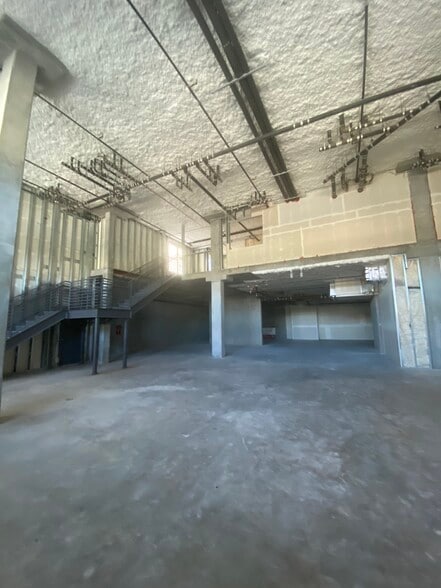 1547 Pacific Ave, Santa Cruz, CA for lease - Interior Photo - Image 1 of 4