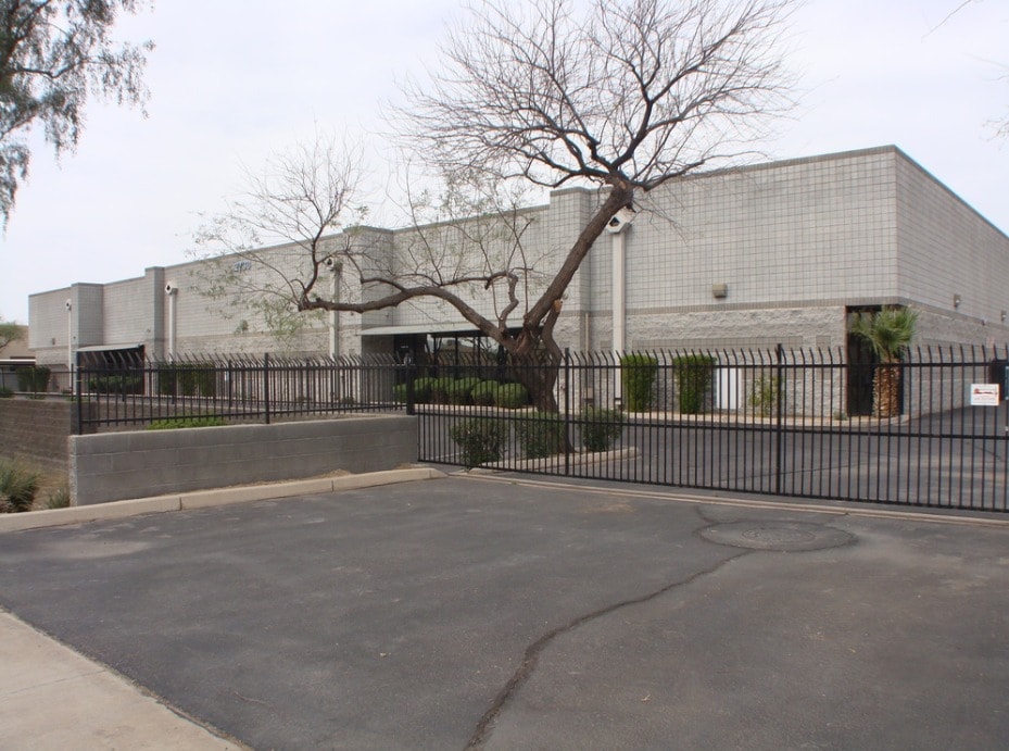 2730 E Jones Ave, Phoenix, AZ for lease Primary Photo- Image 1 of 5