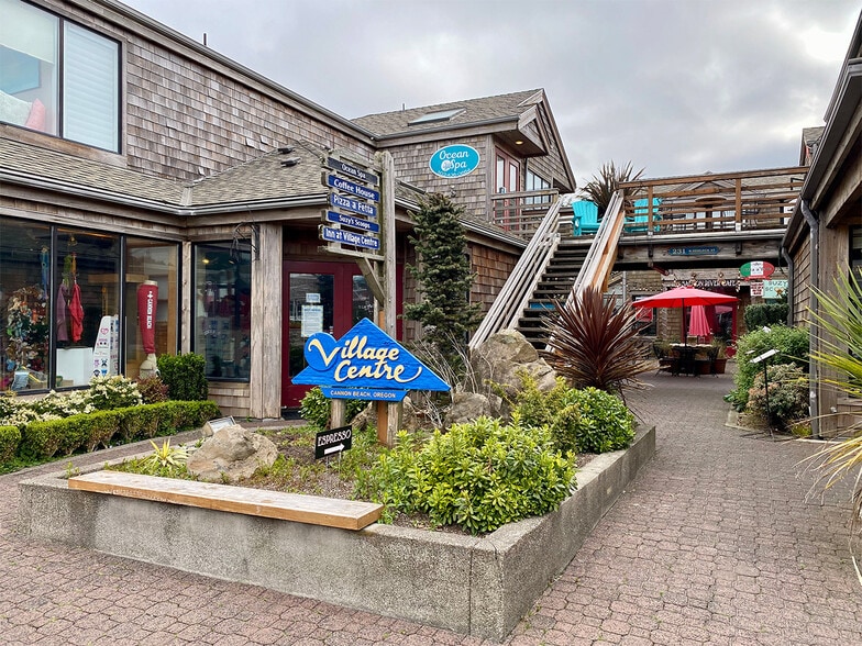 231 N Hemlock St, Cannon Beach, OR for sale - Primary Photo - Image 1 of 1