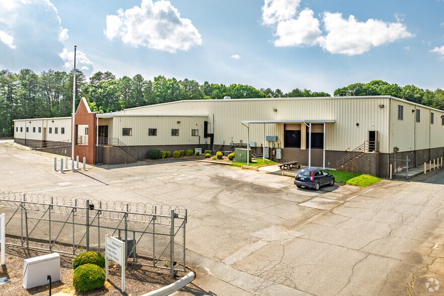 3655 Reed St, Winston-Salem, NC for sale - Primary Photo - Image 1 of 5