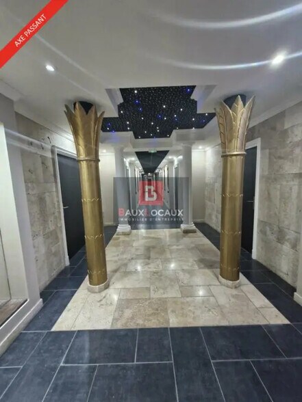 Office in Éguilles for lease - Lobby - Image 2 of 3