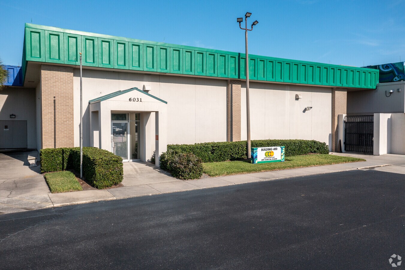 6021 S Rio Grande Ave, Orlando, FL 32809 Central Corporate Center