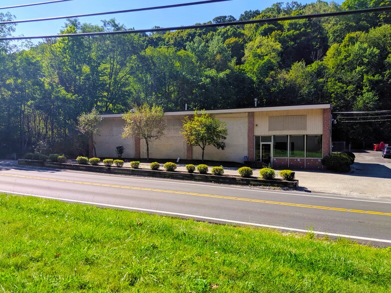 355 Rochester Rd, Pittsburgh, PA 15237