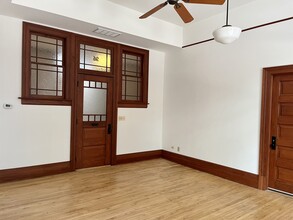 4 E Ohio St, Chicago, IL for lease Building Photo- Image 1 of 4