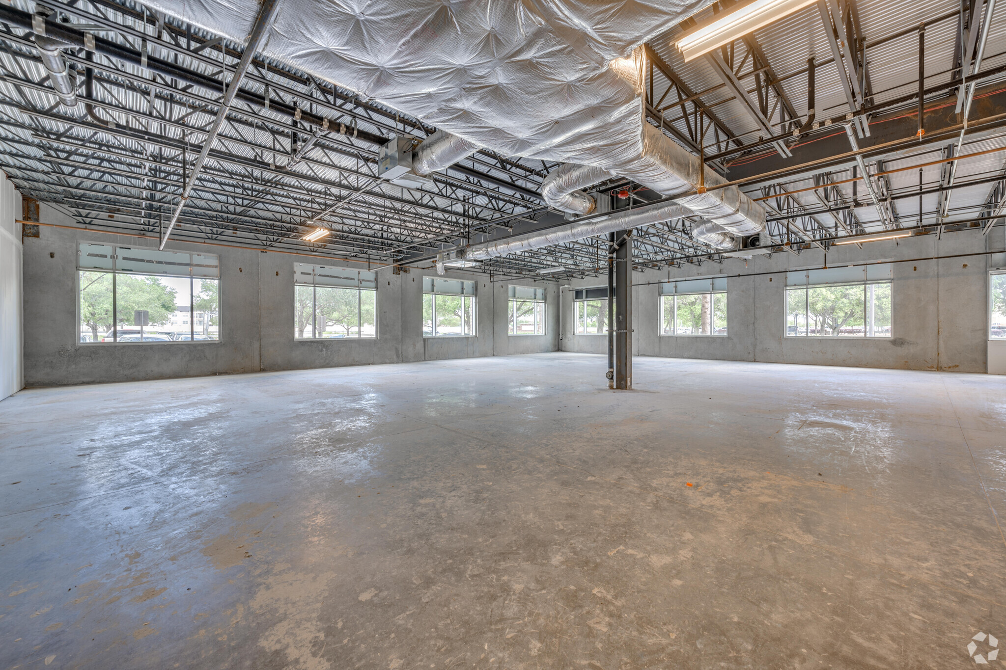 22001 Southwest Freeway, Richmond, TX for lease Interior Photo- Image 1 of 2