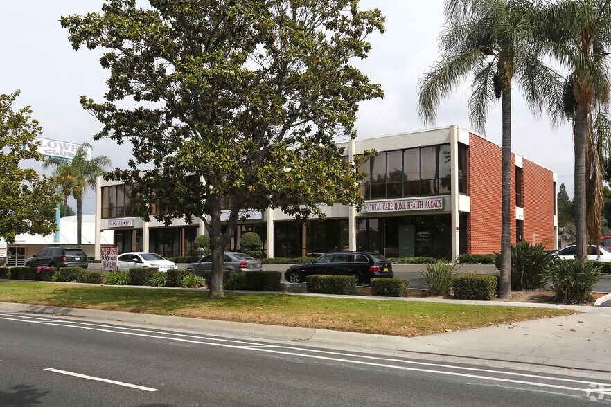 7130 Magnolia Ave, Riverside, CA 92504