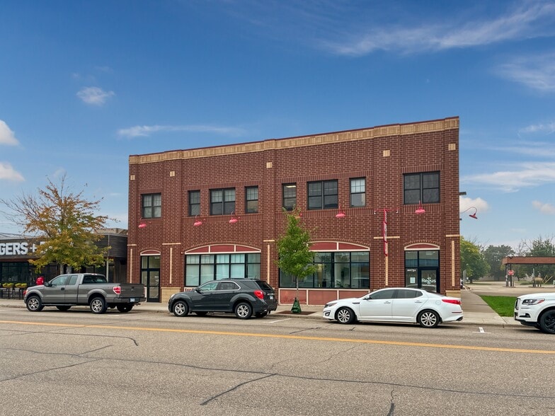 20731 Holyoke Ave, Lakeville, MN for lease - Building Photo - Image 3 of 9