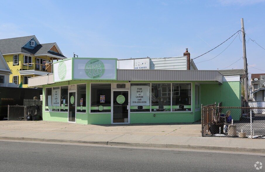 831 W Beech St, Long Beach, NY for sale - Primary Photo - Image 1 of 1